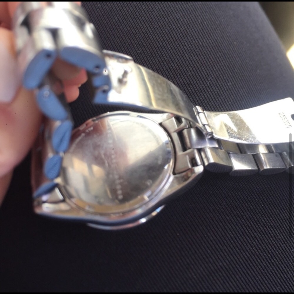 Authentic Women’s Marc Jacob’s Watch - Picture 4 of 5